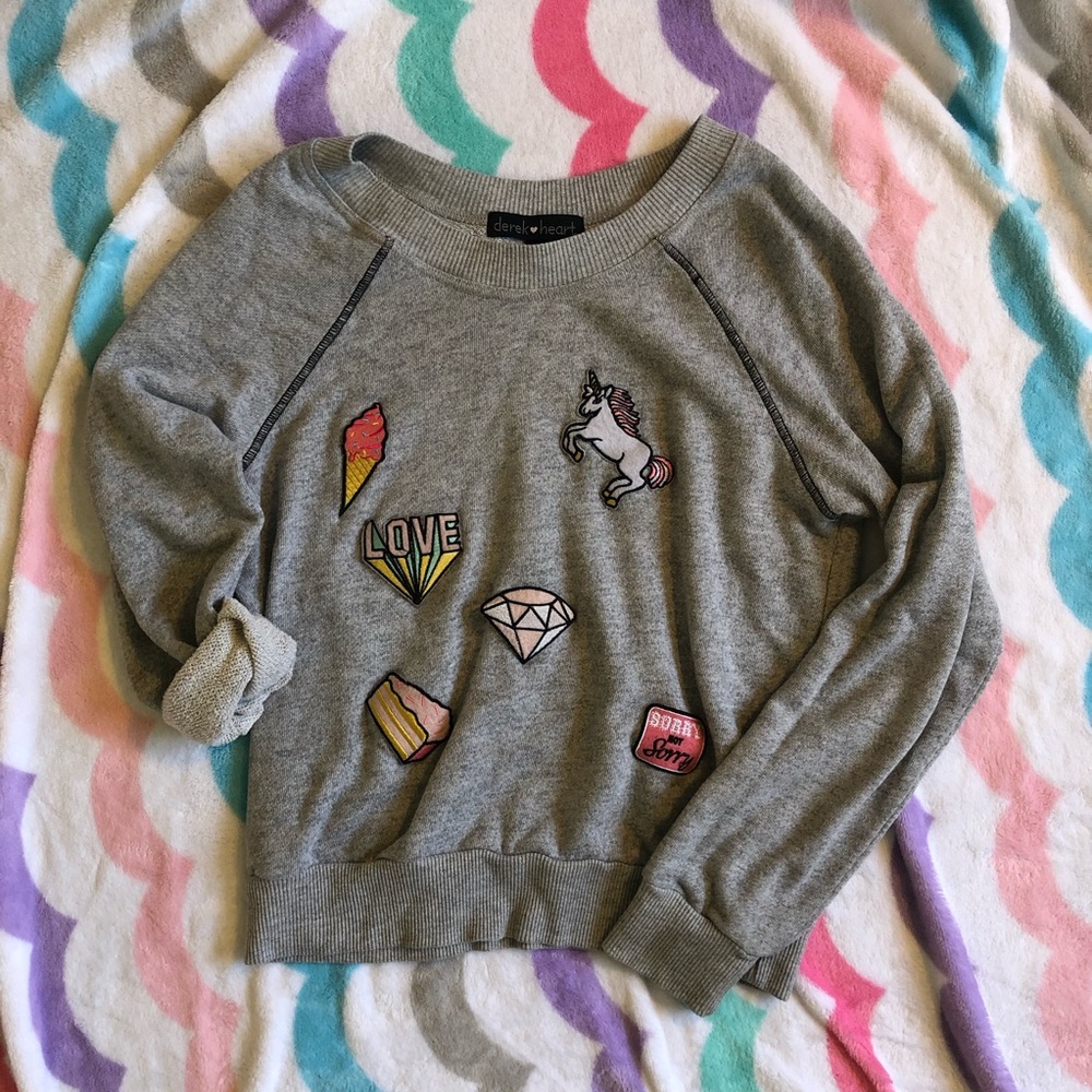 Cute unicorn, cake patch sweater - Derek Heart